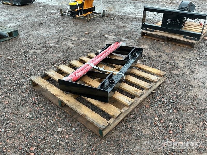 GIYI GY-BF47 47 in Skid Steer Bale Spear (Unused) Drugi deli