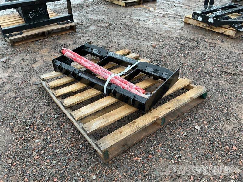 GIYI GY-BF47 47 in Skid Steer Bale Spear (Unused) Drugi deli