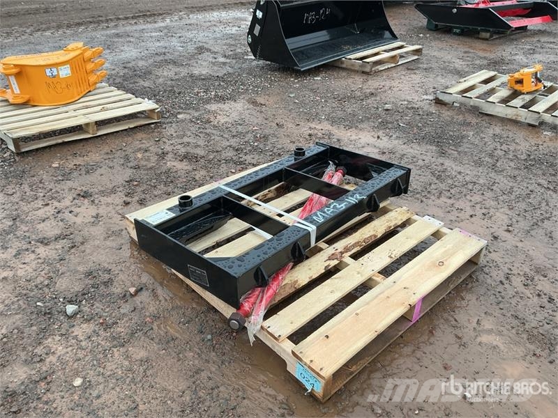 GIYI GY-BF47 47 in Skid Steer Bale Spear (Unused) Drugi deli