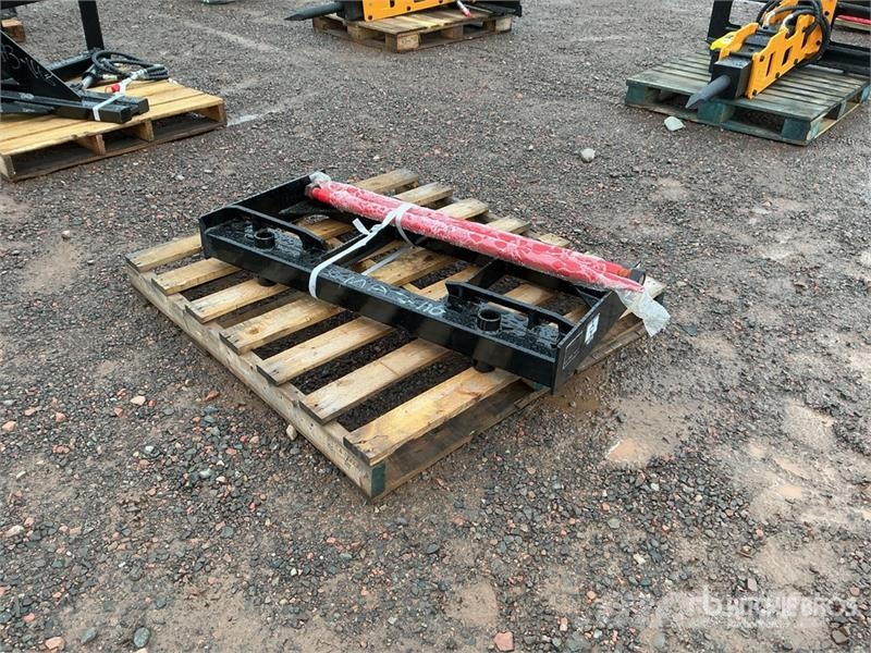 GIYI GY-BF47 47 in Skid Steer Bale Spear (Unused) Drugi deli
