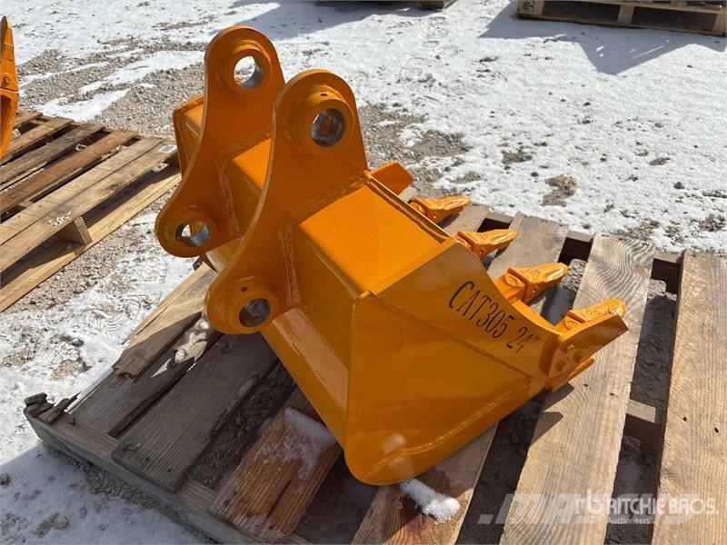  GIYI GY-BK 24 in Digging Excavator Bucket - Fits C Žlice