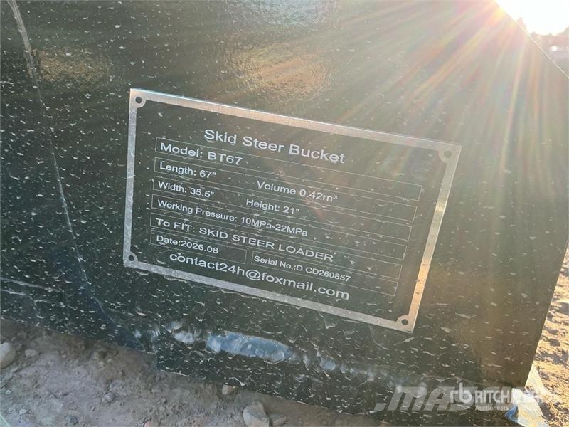  GIYI GY-BT67 67 in Skid Steer Bucket (Unused) دلاء