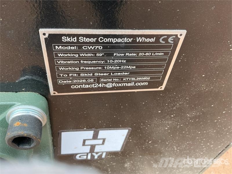  GIYI GY-CW70 59 in Padfoot Skid Steer Vibratory Ro Дорожные катки