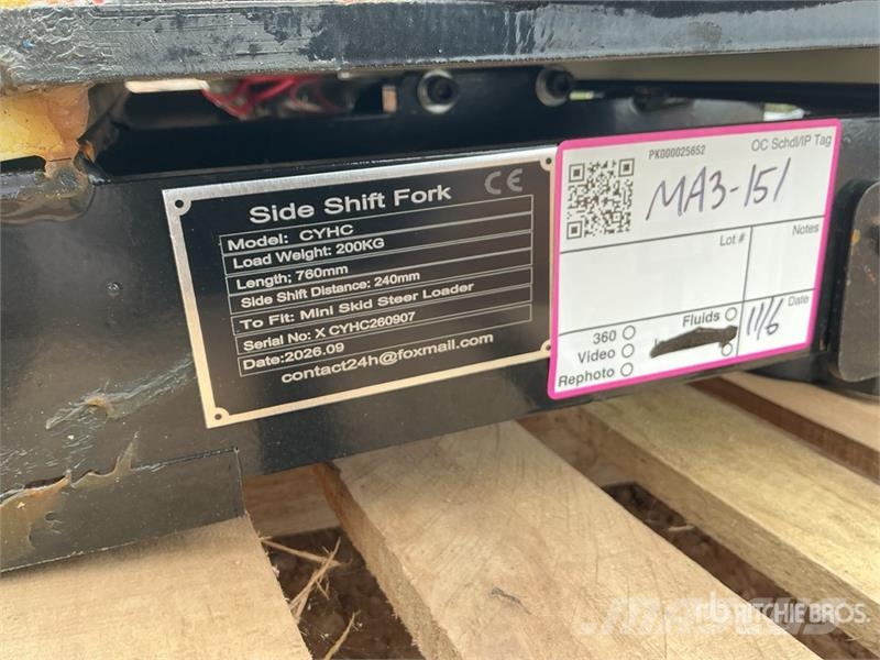 GIYI GY-CYHC 30 in Mini Skid Steer Forks (Unused) Fourche