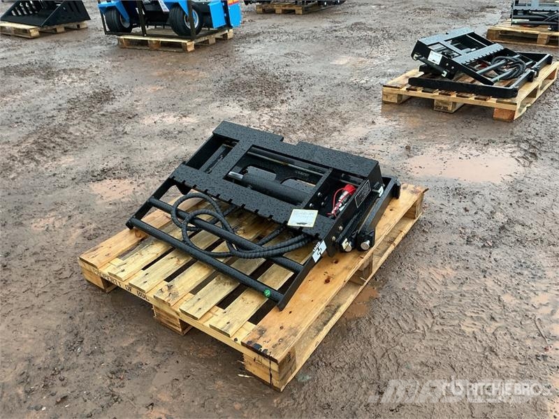  GIYI GY-CYHC 30 in Mini Skid Steer Forks (Unused) Forche