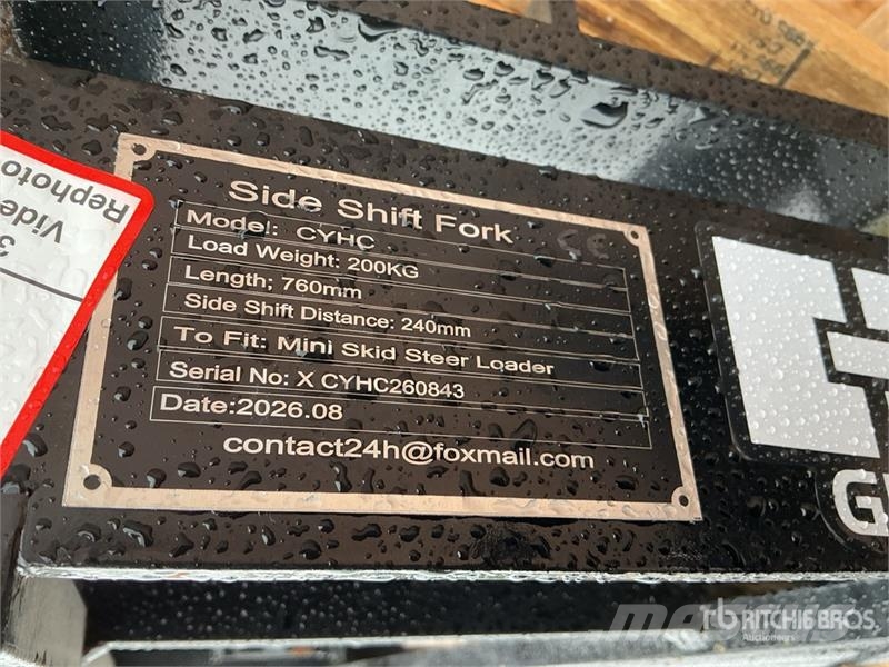  GIYI GY-CYHC 30 in Mini Skid Steer Forks (Unused) Forche