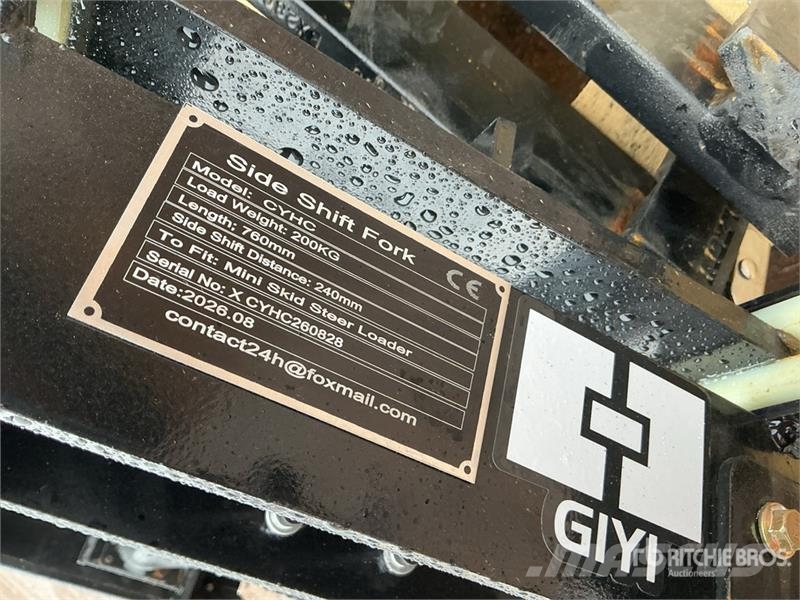  GIYI GY-CYHC 30 in Mini Skid Steer Forks (Unused) Forche