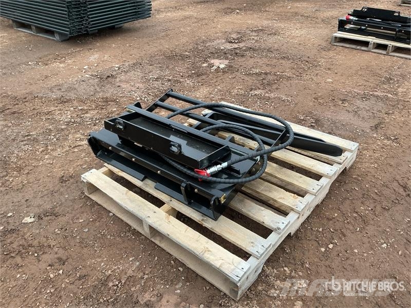 GIYI GY-CYHC 30 in Mini Skid Steer Forks (Unused) Fourche