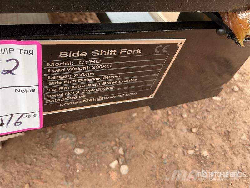 GIYI GY-CYHC 30 in Mini Skid Steer Forks (Unused) Fourche
