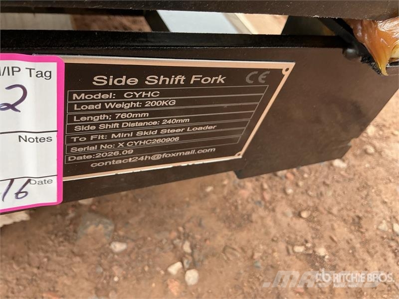 GIYI GY-CYHC 30 in Mini Skid Steer Forks (Unused) Fourche