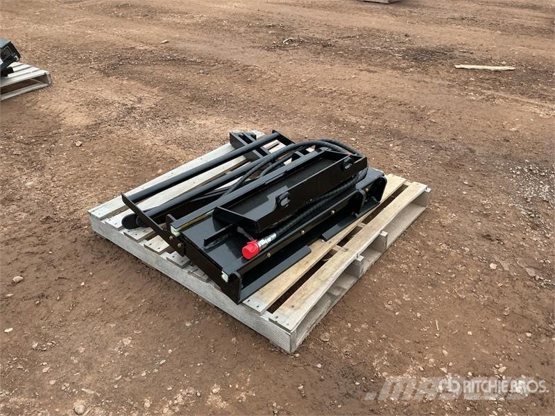 GIYI GY-CYHC 30 in Mini Skid Steer Forks (Unused) Fourche
