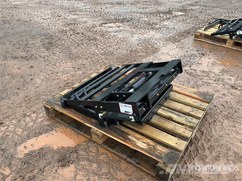 GIYI GY-CYHC 30 in Mini Skid Steer Forks (Unused) Forche