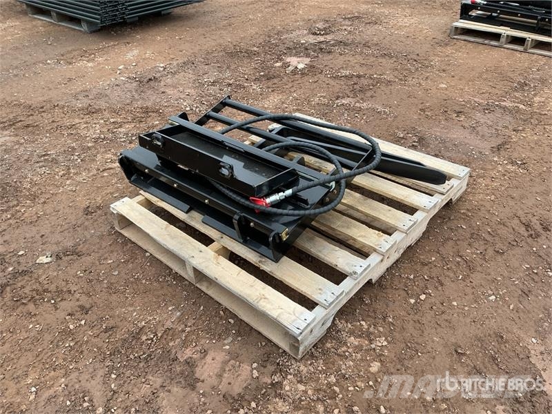 GIYI GY-CYHC 30 in Mini Skid Steer Forks (Unused) Fourche