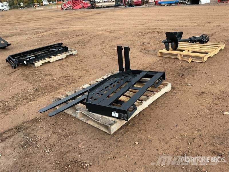 GIYI GY-DHC 59 in Skid Steer Forks (Unused) Fourche