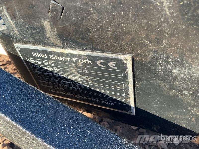 GIYI GY-DHC 59 in Skid Steer Forks (Unused) Fourche