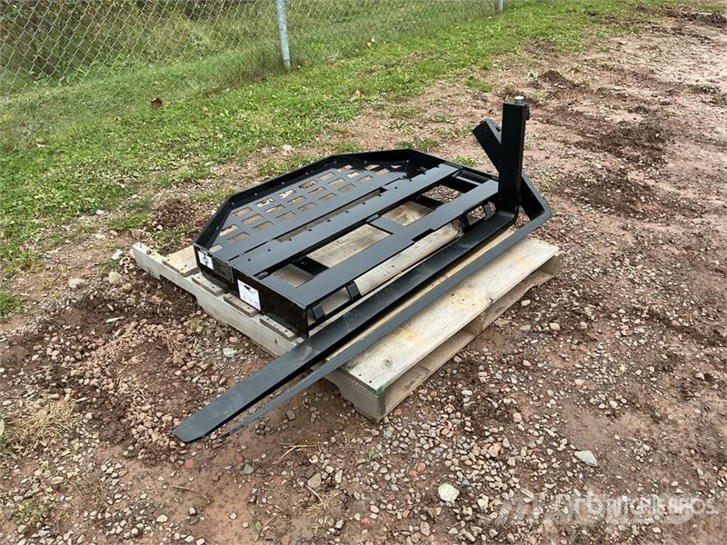 GIYI GY-DHC 59 in Skid Steer Forks (Unused) Fourche