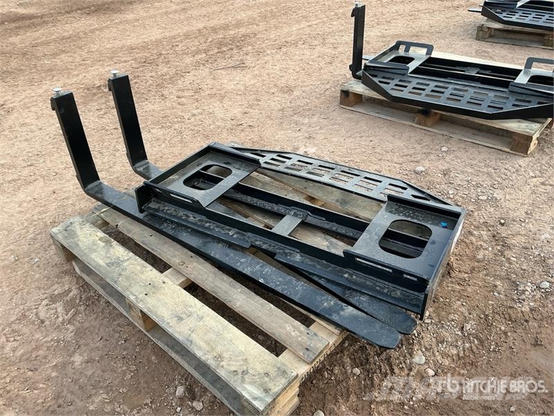  GIYI GY-DHC 59 in Skid Steer Forks (Unused) Forche