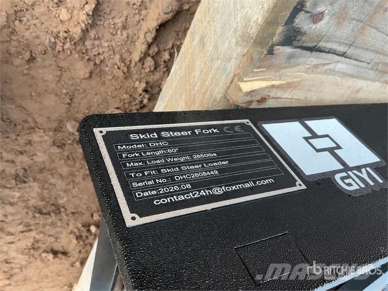 GIYI GY-DHC 59 in Skid Steer Forks (Unused) Fourche