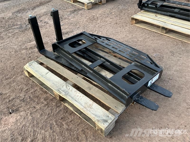  GIYI GY-DHC 59 in Skid Steer Forks (Unused) Forche