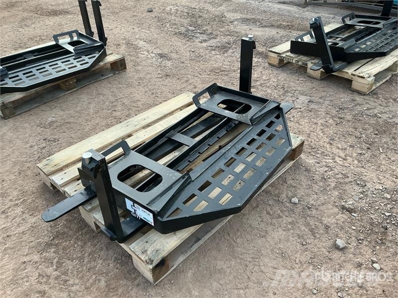  GIYI GY-DHC 59 in Skid Steer Forks (Unused) Forche
