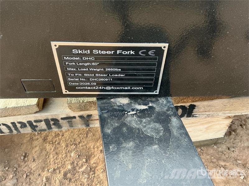  GIYI GY-DHC 59 in Skid Steer Forks (Unused) Forche