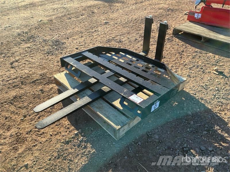 GIYI GY-DHC 59 in Skid Steer Forks (Unused) Forks