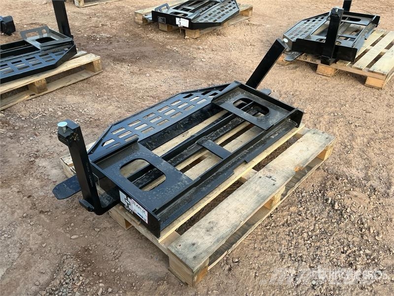 GIYI GY-DHC 59 in Skid Steer Forks (Unused) Forche