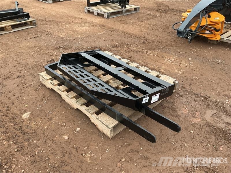 GIYI GY-DHC 59 in Skid Steer Forks (Unused) Fourche