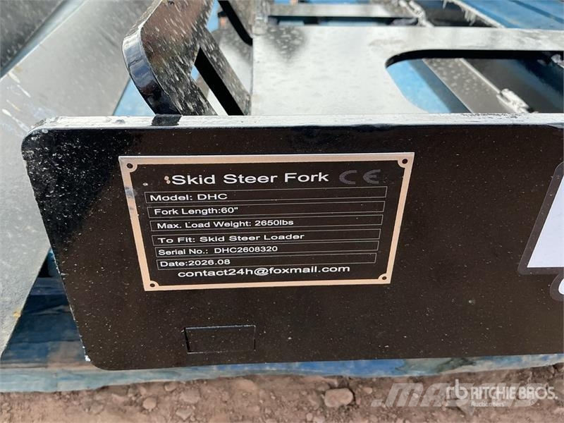 GIYI GY-DHC 60 in Skid Steer Forks (Unused) Fourche
