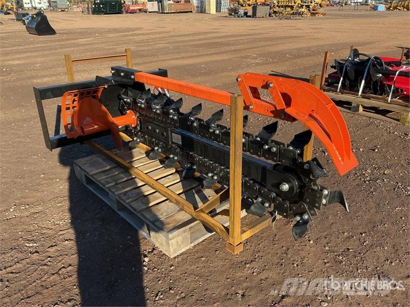  GIYI GY-DTC92 92 in Extended Skid Steer Trencher ( ماكينات حفر خنادق