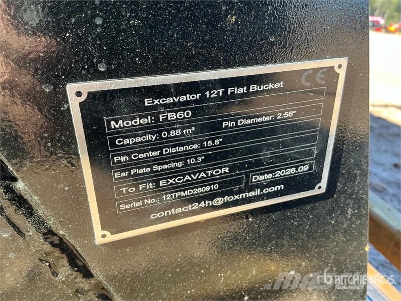 GIYI GY-FB60 60 in 0.88 m3 Cleanup Excavator Bucke Cucharones