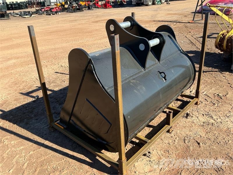 GIYI GY-FB60 60 in 0.88 m3 Cleanup Excavator Bucke Cucharones