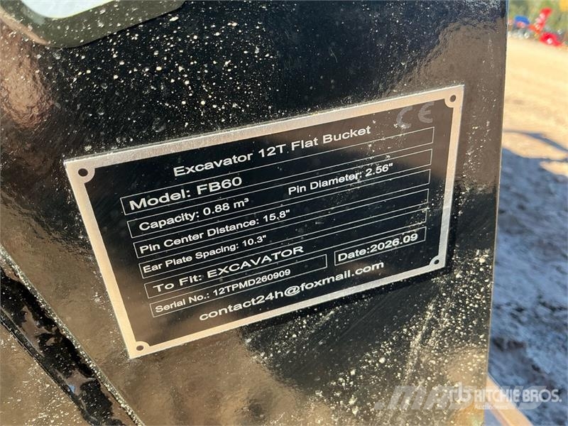 GIYI GY-FB60 60 in 0.88 m3 Cleanup Excavator Bucke Cucharones