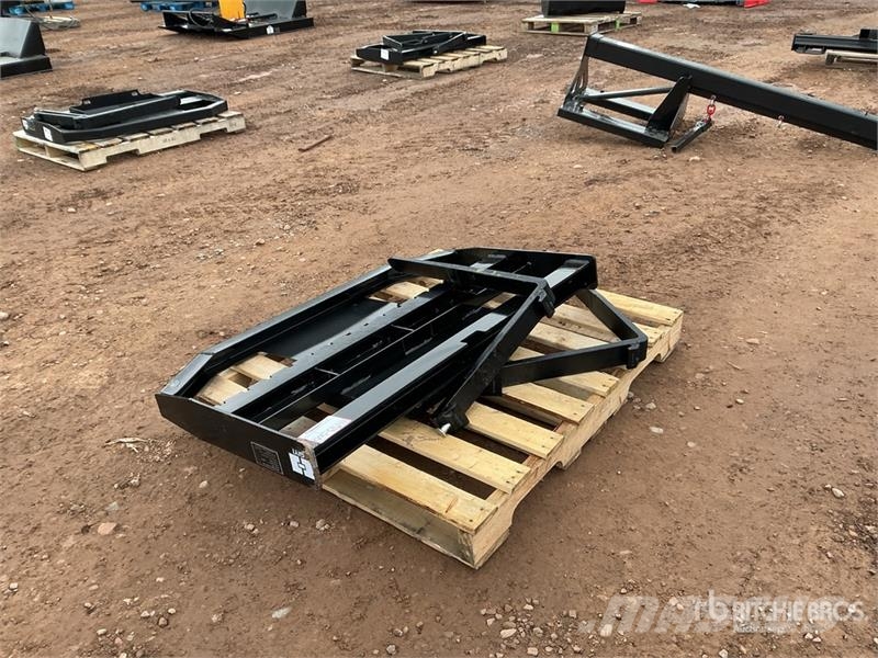 GIYI GY-FR47 29 in Mini Dingo Skid Steer Forks (Un Fourche