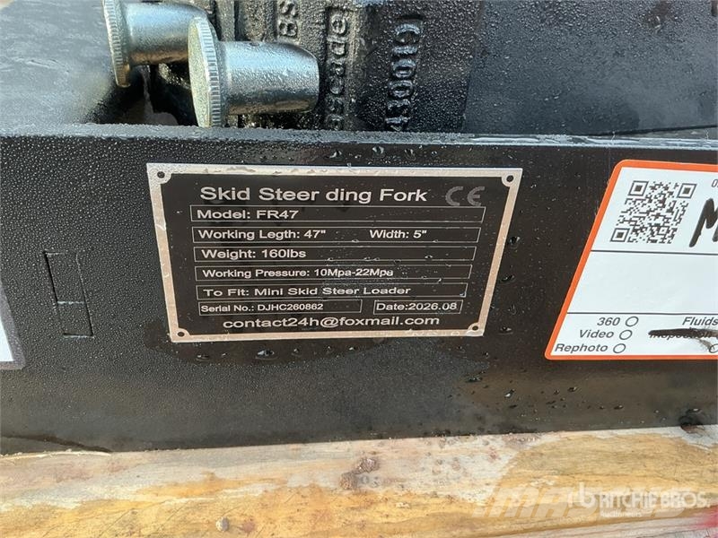 GIYI GY-FR47 29 in Mini Dingo Skid Steer Forks (Un Fourche