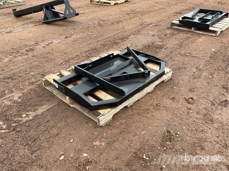 GIYI GY-FR47 29 in Mini Dingo Skid Steer Forks (Un Fourche
