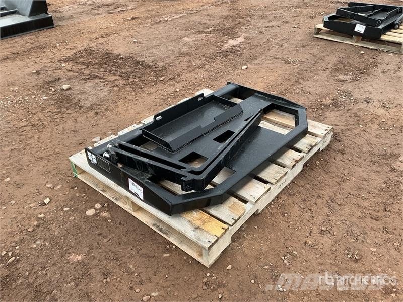 GIYI GY-FR47 29 in Mini Dingo Skid Steer Forks (Un Fourche