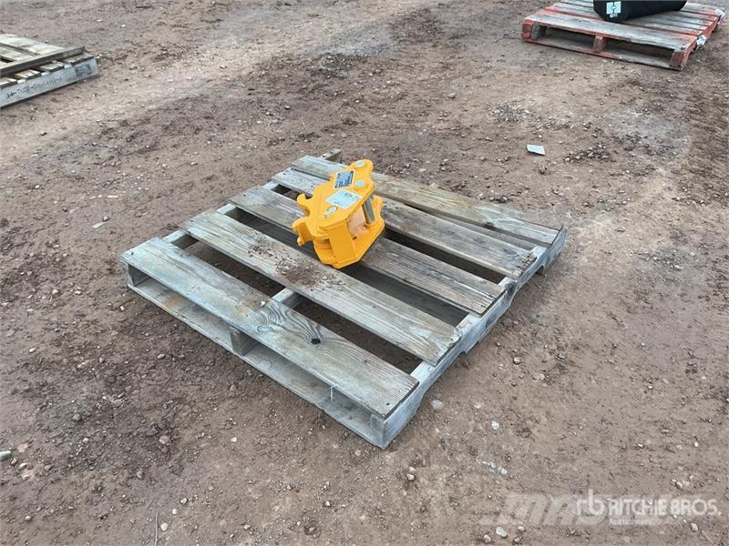 GIYI GY-K302 Excavator Coupler (Unused) Ātrie savienotāji