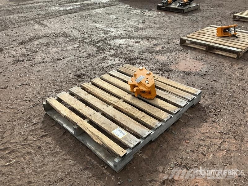 GIYI GY-K302 Excavator Coupler (Unused) Ātrie savienotāji