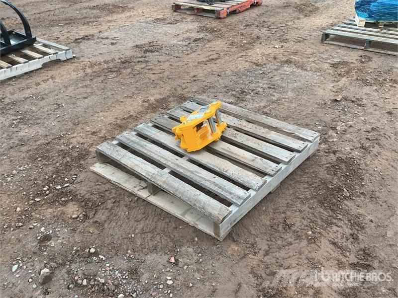 GIYI GY-K302 Excavator Coupler (Unused) Ātrie savienotāji