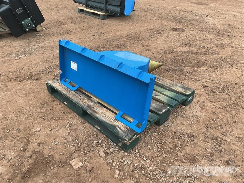 GIYI GY-LS43 43 in Skid Steer Log Splitter (Unused Wood splitters and cutters