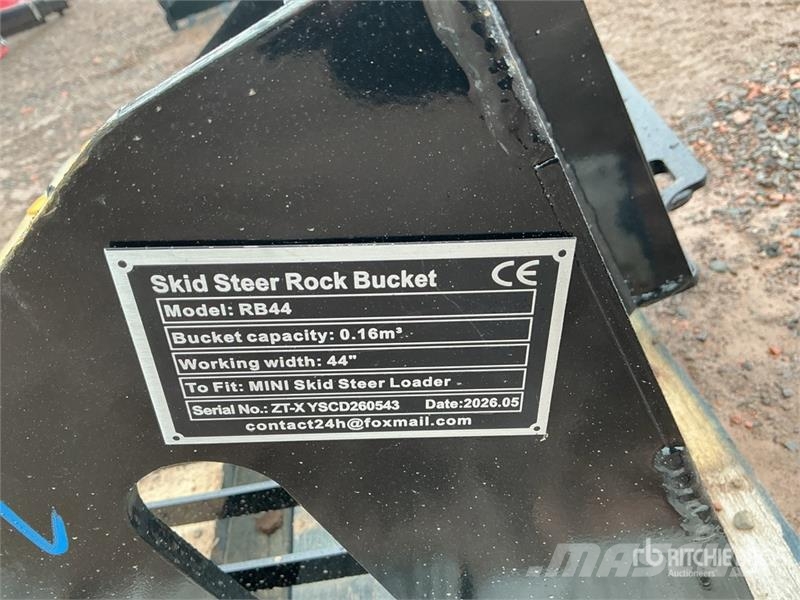  GIYI GY-RB44 44 in Skeleton Mini Skid Steer Bucket 挖斗
