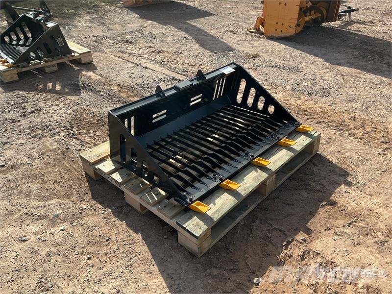  GIYI GY-RB44 44 in Skeleton Mini Skid Steer Bucket Cucharones