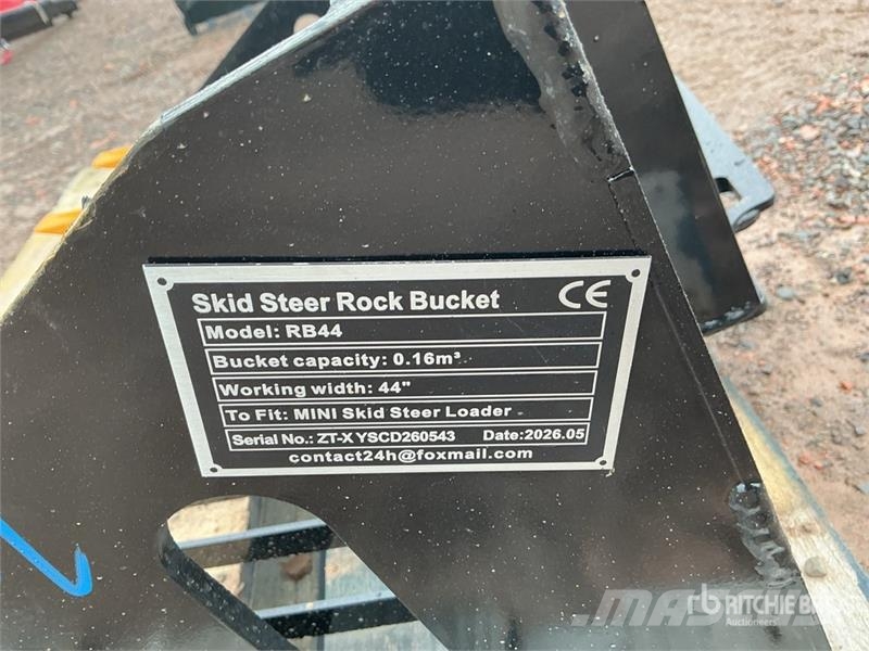  GIYI GY-RB44 44 in Skeleton Mini Skid Steer Bucket 挖斗