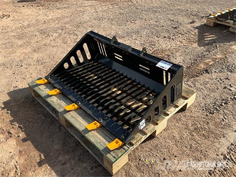  GIYI GY-RB44 44 in Skeleton Mini Skid Steer Bucket Cucharones
