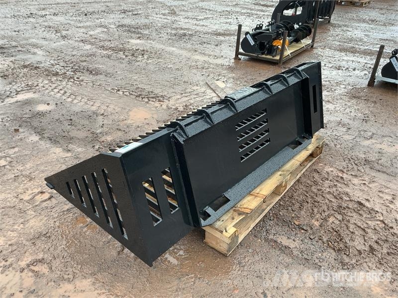 GIYI GY-RB66N 66 in Rock Skid Steer Bucket (Unused Buckets