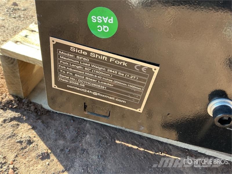 GIYI GY-SF60 60 in Skid Steer Forks (Unused) Vilice