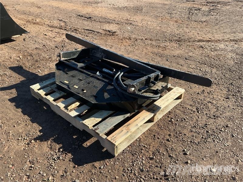GIYI GY-SF60 60 in Skid Steer Forks (Unused) Vilice