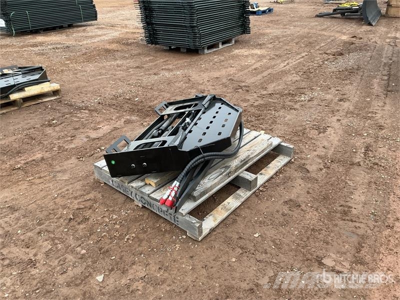  GIYI GY-SF60 60 in Skid Steer Forks (Unused) Fourche
