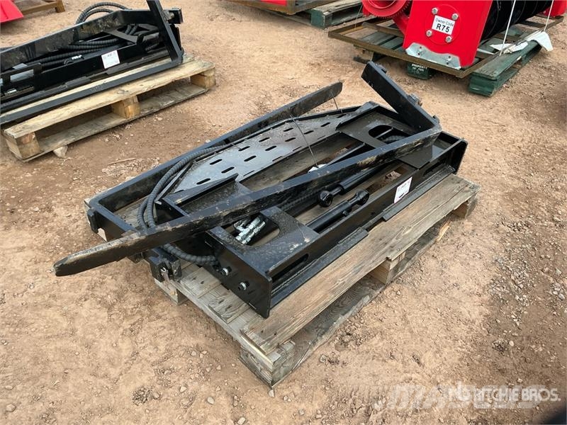  GIYI GY-SF60 60 in Skid Steer Forks (Unused) Forche
